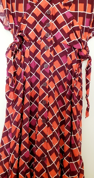 Forever 21 rust geometric print midi dress - Picture 8 of 10